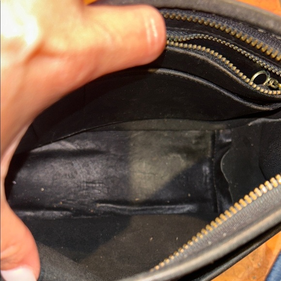 Coach Vintage Black Legacy Leather Shoulder Bag - Picture 14 of 16